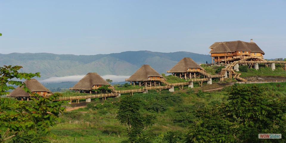 QUEEN ELIZABETH NATIONAL PARK WHERE TO STAY, LODGES, ACCOMMODATION, ATTRACTIONS, ACTIVITIES