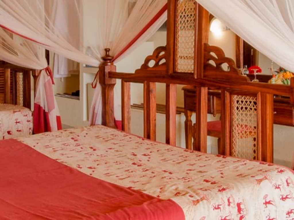 Voi Wildlife Lodge, tsavo east national park, lodges, price list